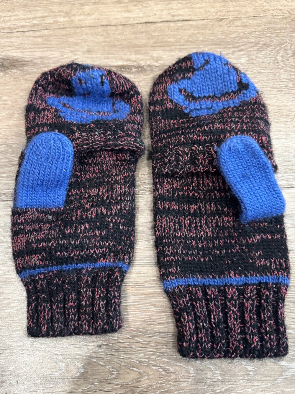 Vivienne Westwood / Authentic orb knitted mittens/fingerless gloves - new